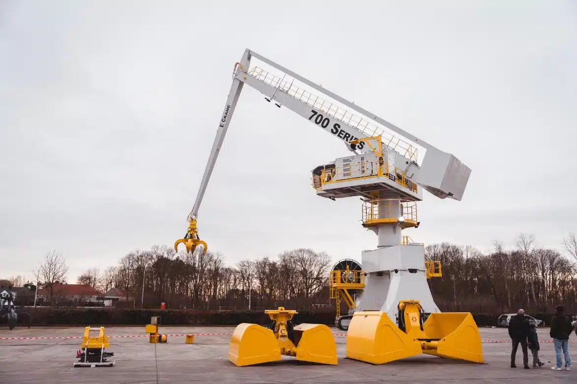 E-Crane-DEMODAYS-31-36210e78