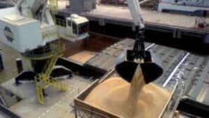 E-Crane's first unloading cycles.